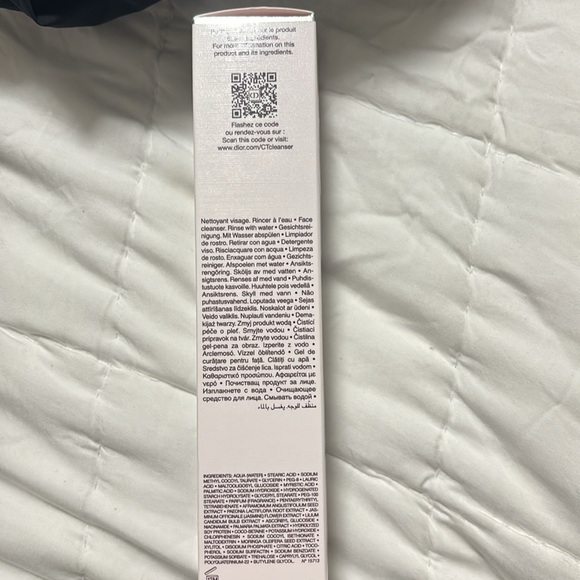 Dior capture totale super potent cleanser - Picture 4 of 4